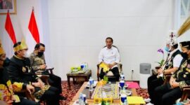 Presiden Jokowi Temui Tokoh Adat Kaltim. (Foto : Ist)