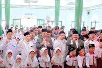 Rusmadi, Wakil Wali Kota Samarinda saat hadir Memperingati Hari Santri Nasional. (Foto: Ist)