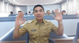 Wali Kota Samarinda, Andi Harun saat menyampaikan rencana Pemkot saat ikuti pertemuan dengan seluruh Gubernur maupun Bupati/Wali Kota se-Indonesia secara virtual. (Foto: Ist)
