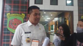 Wali Kota Samarinda, Andi Harun saat diwawancara awak media. (Foto: Ist)