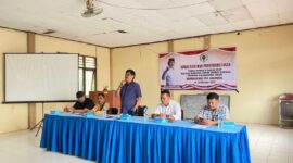 Baharuddin Muin, saat menggelar Sosialisasi Perda RUED.(Foto: Ist)