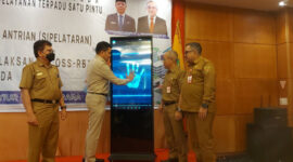 Peluncuran program Online Single Submission Risk Based Aprroach (OSS-RBA) yang dilakukan langsung oleh Wali Kota Samarinda, Andi Harun. (Foto: Ist)