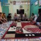 Kapolsek Sungai Kunjang Kompol Made Anwara, SH,  mendengar langsung curhat warga. (Foto: Ist)