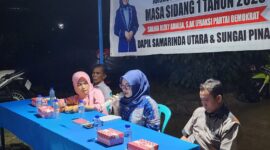 Anggota DPRD Kota Samarinda, Shania Rizky Amalia saat gelar reses masa sidang 1 tahun 2023 di Gunung Lingai. (Foto: Ist)