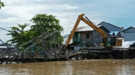 Upaya normalisasi sungai terus dilakukan Pemkot Samarinda dalam menanggulangi permasalahan banjir di Samarinda. (Foto: Ist)
