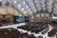 Suasana Rapat Paripurna ke-6 DPRD Kaltim dengan agenda penyampaian laporan akhir Pansus Investigasi Pertambangan dan Pansus Pembahas Ranperda RTRW Kaltim 2022-2042. (Foto: Ist)