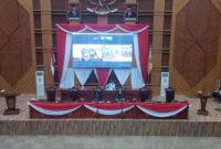 Wakil Ketua DPRD Kota Samarinda, Helmi Abdullah saat pimpin sidang paripurna masa sidang 1 tahun 2023. (Foto: Ist)