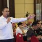 Anggota DPRD Kaltim Sapto Setyo Pramono memberikan masukan pada acara Konsultasi Publik Rancangan RPD Kaltim Tahun 2024-2025. (Foto: Ist)
