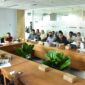 Pansus DPRD Kaltim Pembahas Raperda Tentang Pengelolaan Keuangan Darah saat melakukan kunjunga kerja Kementerian Dalan Negeri & Biro Hukum Setdaprov DKI Jakarta. (Foto: Ist)