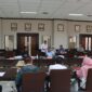 Pansus Pengelolaan Keuangan Daerah, BPKAD dan Biro Hukum saat rapat dengar pendapat. (Foto: Ist)