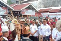 Wali Kota Andi Harun saat meresmikan Pasar Dayak. (Foto: Ist)