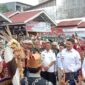 Wali Kota Andi Harun saat meresmikan Pasar Dayak. (Foto: Ist)