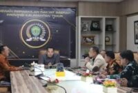 Ketua DPRD Kaltim, Hasanuddin Mas'ud, bersama unsur pimpinan DPRD Kaltim, saat menerima kunjungan dari Kepala Kejaksaan Tinggi (Kejati) Kaltim, Hari Setiyono. (Foto: Ist)