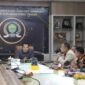 Ketua DPRD Kaltim, Hasanuddin Mas'ud, bersama unsur pimpinan DPRD Kaltim, saat menerima kunjungan dari Kepala Kejaksaan Tinggi (Kejati) Kaltim, Hari Setiyono. (Foto: Ist)