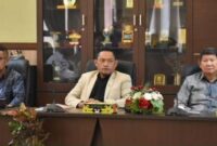 Wakil Ketua DPRD Kaltim, Seno Aji saat menghadiri RDP DPRD Kukar dan PT ICHI KU. (Foto: Ist)