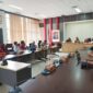 Suasana RDP antara Komisi I DPRD Kaltim bersama warga pemilik lahan di Jalan Nusyirwan Ismail (Ring Road II) di Gedung E DPRD Kaltim. (Foto: Ist)