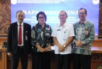 Ketua Pansus Pengutamaan Bahasa Indonesia Serta Perlindungan Bahasa Dan Sastra Daerah Veridiana huraq Wang saat menghadiri Rakor Program Revitalisasi Bahasa Daerah. (Foto: Ist)