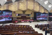 Pelaksanaan Rapat Paripurna ke-10 DPRD Kaltim di Gedung Utama pada Selasa (21/3). (Foto: Ist)