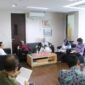 Pansus PDRD DPRD Kaltim ketika melakukan konsultasi produk hukum yang akan mereka godok di Kementerian Dalam Negeri (Kemendagri) RI. (Foto: Ist)