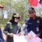 Jajaran Komisi III DPRD Kaltim meninjau proses pengerjaan jalan sepanjang 10 kilometer oleh PT GAM di Kabupaten Kutai Timur. (Foto: Ist)