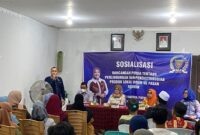 Sekretaris Komisi II DPRD Kota Samarinda, Novi Marinda Lakukan Sosraperda Tentang Perlindungan dan Pendistribusian Produk Lokal UMKM ke Pasar Modern. (Foto: Ist)