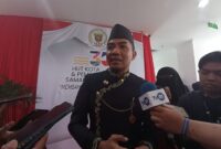 Wali Kota Samarinda, Andi Harun saat diwawancara awak media terkait rencana pembangunan kota satelit di Kecamatan Palaran. (Foto: Ist)