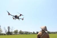 Ilustrasi drone penyemprot hama. (Foto: Ist)