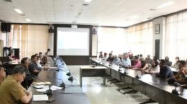 RDP antara Kelompok Masyarakat Kelurahan Bukit Merdeka, Samboja, bersama dengan Komisi III DPRD Kaltim. (Foto: Ist)