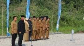 Edi Damansyah saat memimpin apel pagi di RSUD AM Parikesit. (Foto: Ist)