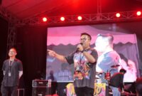 Wakil Bupati Kukar, Rendi Solihin saat menghadiri acara Lepas Kangen Festival di Kecamatan Tenggarong Seberang. (Foto: Ist)
