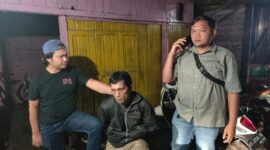 Pelaku pembakaran rumah, Pujioni (44) berhasil diamankan Unit Opsnal Polres Kukar. (Foto: Ist)