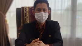 Camat Muara Badak, Arfan. (Foto: Ist)
