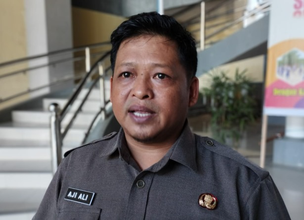 Kepala Dispora Kukar, Aji Ali Husni. (Foto: Ist)