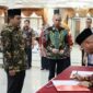 Pelantikan Pejabat Administrator dan Pengawas di Pendopo Odah Etam dipimpin langsung Bupati Kukar, Edi Damansyah. (Foto: Ist)