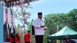 Bupati Kukar, Saat membuka gerakan pasar murah. (Foto: Ist)