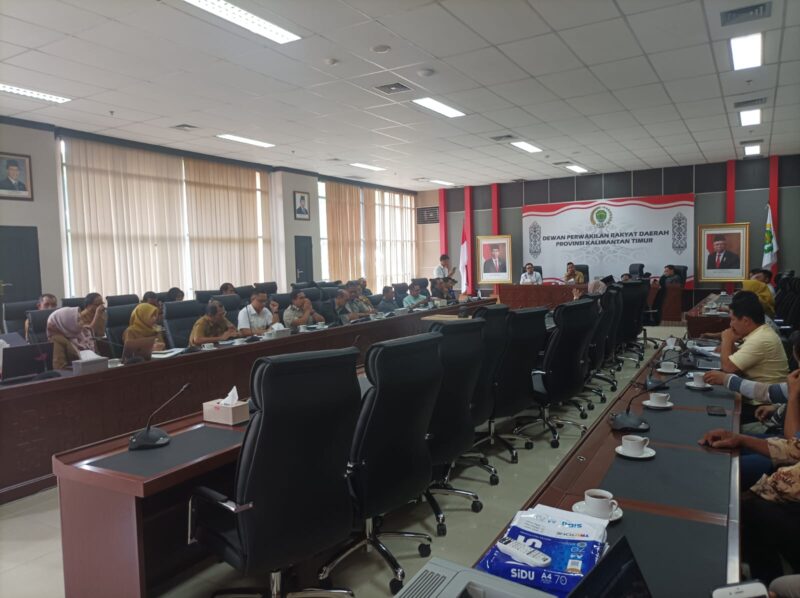 Rapat Dengar Pendapat (RDP) antara perwakilan masyarakat di Kukar dan Komisi I DPRD Kaltim. (Foto: Ist)