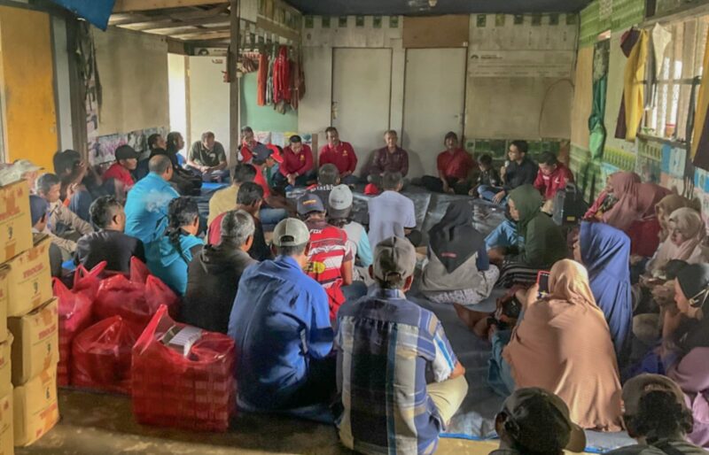 Wakil Ketua DPRD Kaltim, Muhammad Samsun, saat bersilturahmi dan menyerap aspirasi masyarakat Kutai Kartanegara (Kukar) di Kecamatan Loa Kulu. (Foto: Ist)