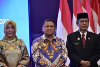 Wakil Ketua DPRD Kaltim, Sigit Wibowo (tengah), saat menghadiri Upacara Pengukuhan Kepala Perwakilan Bank Indonesia (BI) Provinsi Kaltim di Ruang Maratua, Kantor Perwakilan Bank Indonesia Kaltim. (Foto: Ist)