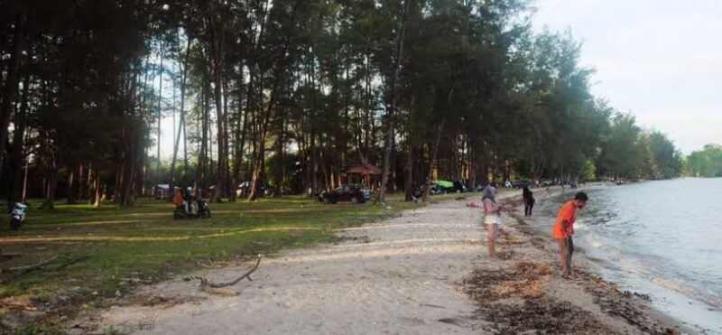 Pantai Tanah Merah Samboja. (Foto: Ist)