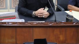 Anggota DPRD Kaltim, Romadhoni Putra Pratama (atas) dan Pj Gubernur Kaltim, Akmal Malik.(Foto: Ist)