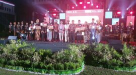 Teruna Dara dan Putri Pariwisata Kutai Kartanegara (Kukar). (Foto: Ist)