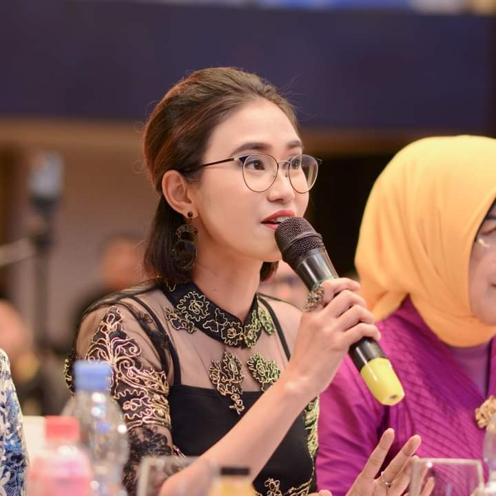 Dwie Arum Maynina, Duta Wisata Kukar tahun 2010. (Foto: Ist)