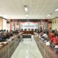 RDP Komisi I DPRD Kaltim untuk memediasi persoalan konflik kelompok tani di Kabupaten Berau dengan PT. Berau Coal. (Foto: Ist)