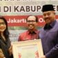 Suasana pemberian penghargaan dari Pemkab Kukar pada sejumlah Perusahan perkebunan di Kukar. (Foto: Ist)