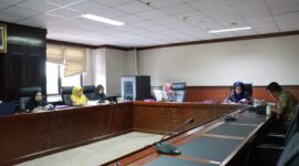 Komisi IV DPRD Kaltim bersama dengan Biro Hukum dan DKP3A Kaltim, menggelar rapat finalisasi membahas Draft Perda Pengarusutamaan Gender (PUG). (Foto: Ist)