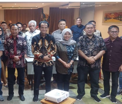 Foto bersama anggota DPRD Samarinda. (Foto: Ist)