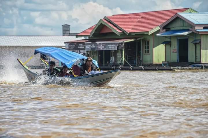 Desa Terapung Melintang, Kecamatan Muara Wis, Kabupaten Kutai Kartanegara. (Foto: Ist)