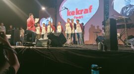 Plt Ketua Kekraf Kukar Akbar Haka saat melantik dan memberikan pengarahan kepada pengurus Kecamatan Kekraf Kukar. (Foto: Ist)