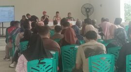 Suasana rapat persiapan peringatan Merah Putih di Ruang Serbaguna Kantor camat, Kecamatan Sanga-sanga. (Foto: Ist)