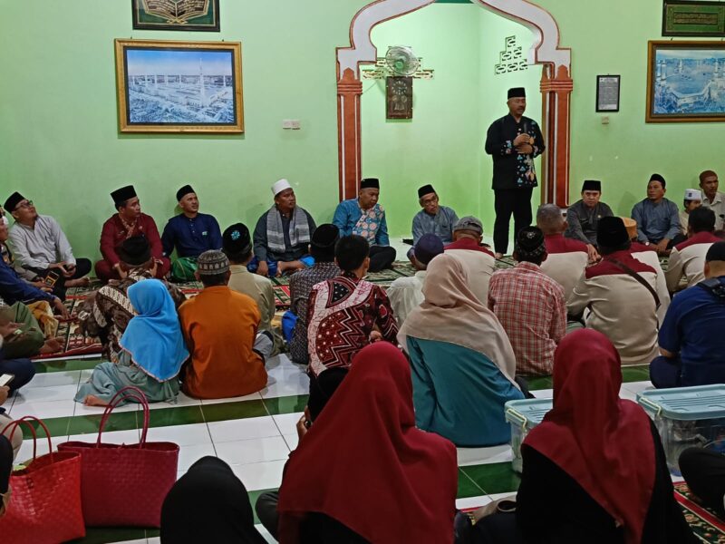 Bupati Kukar, Edi Damansyah saat melaksanakan program kegiatan 
